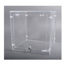 Plexiglas Showcase BOSS transparent