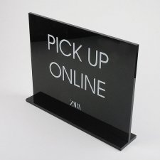 Perspex display ZARA