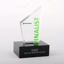 Plexiglas trophies STRAUMANN WORLD CLASS CUP