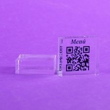 QR RESTAURANT printed on PLEXIGLAS plates