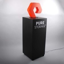 PURE STORAGE Illuminated Display
