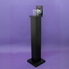 AURA Plexiglas display showcase