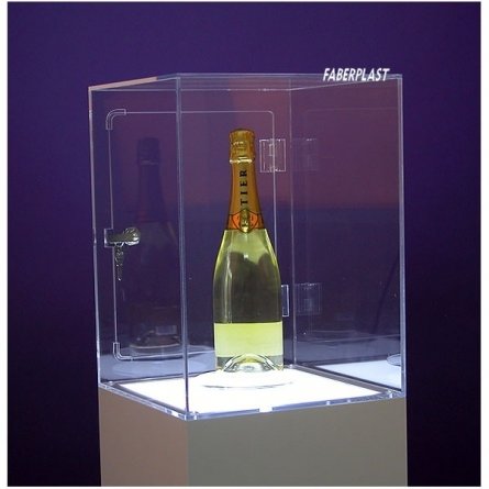Plexiglas showcase LUCK