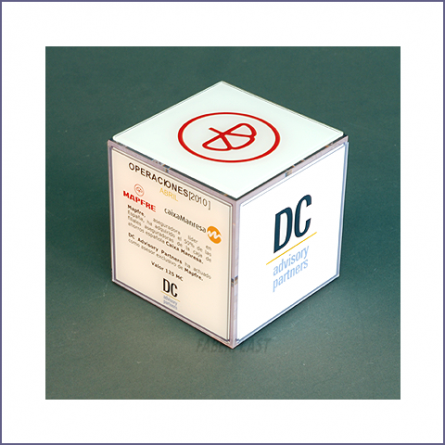 Cube Plexiglas Dc Advisory
