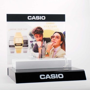 Acrylic plexiglas product display on foot